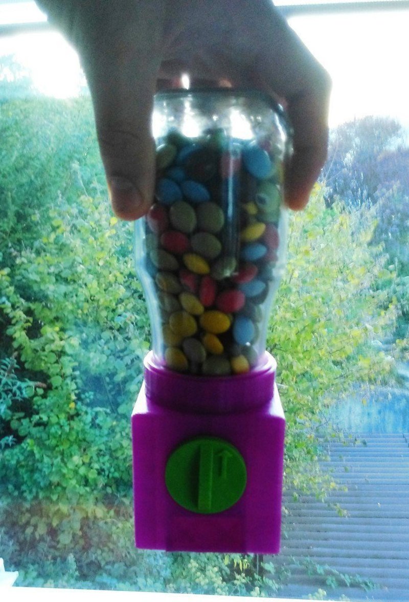 Super simple candy machine thread adapter 