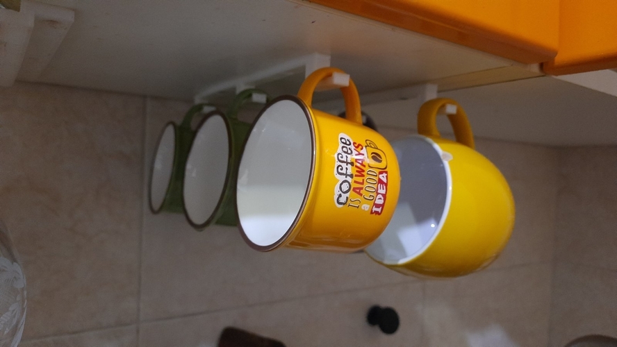 Cup hanger