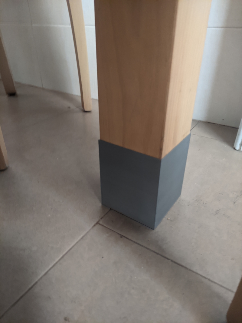 Pata mesa de cocina 80'5x80'5mm