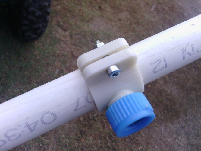 Spray nozzle saddle for 25mm pvc pipe. 3D Print 50344