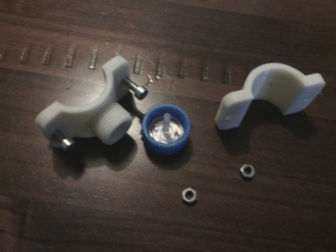 Spray nozzle saddle for 25mm pvc pipe. 3D Print 50345