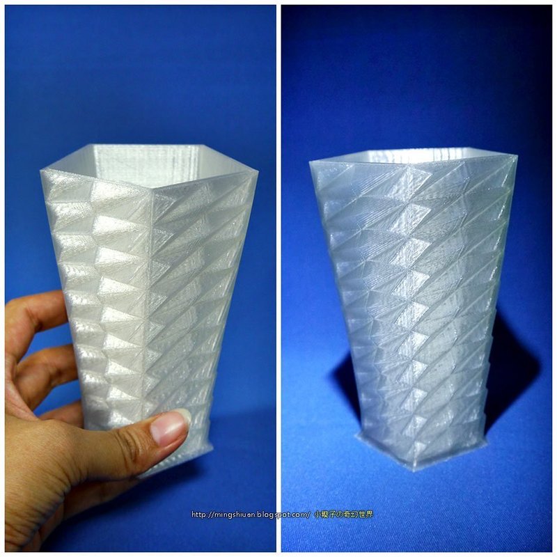 Vase / Pen holder