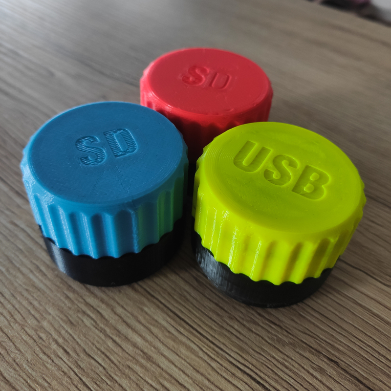 SD/USB-CARD-HOLDER
