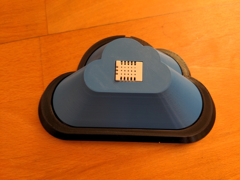 Housing for a temperature and humidity sensor