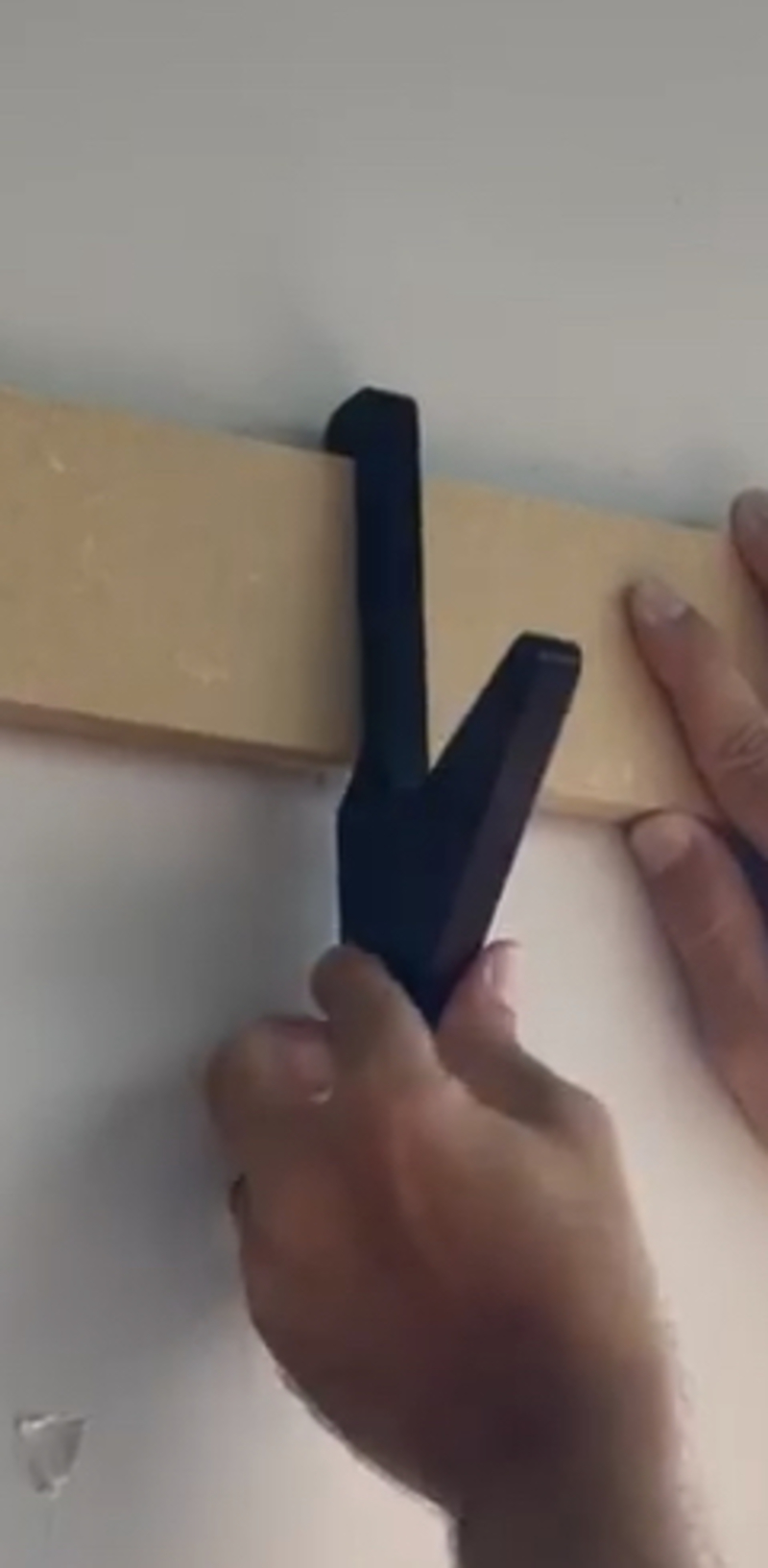 Lawn Chair Hook/French Kleet