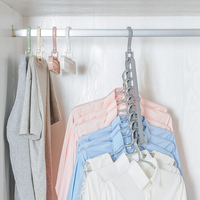 Modern Cloth Hanger - Thumbnail 3