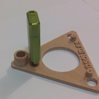 Triangle holder for  smartphone or tablet by  www.3dsolid.es - Thumbnail 2