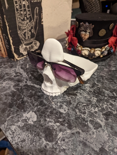 Skull Glasses and Change Holder 3D Print 522161