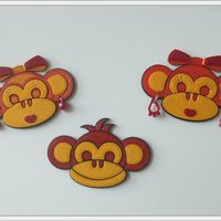 Magnet "Monkey Girl" - Thumbnail 3