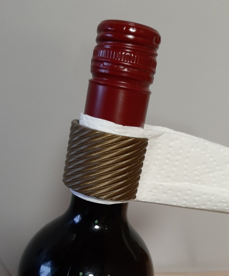 Drop Catcher for Wine bottle