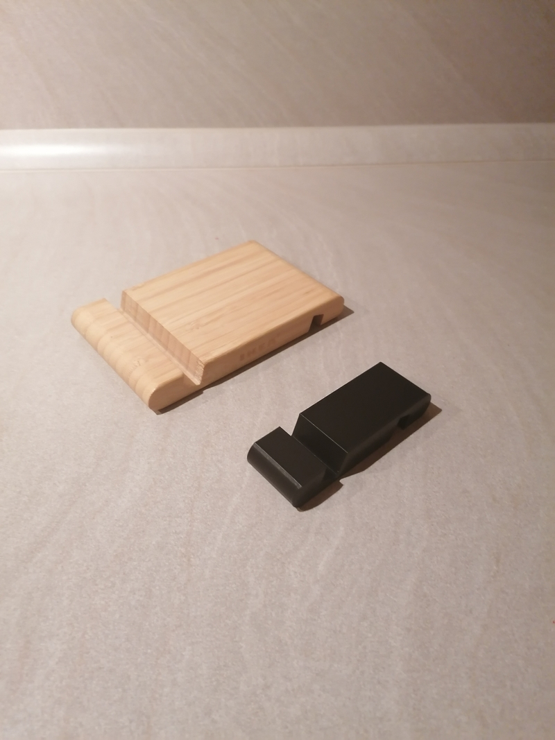 PHONE HOLDER (IKEA STYLE)