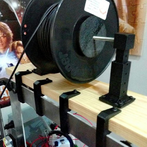 Adjustable Spool Mount for 4mm Aluminum or Box Frame  3D Print 53867