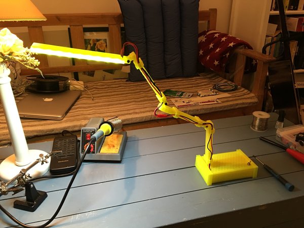 Berkas Battery LED-Lamp