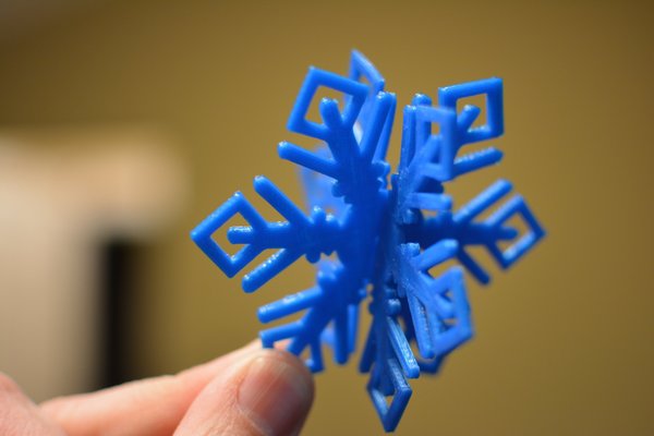 MkrClub Snowflake 2-part Tree ornament