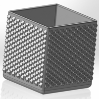 Square pen cup with triangular prisms - Thumbnail 2