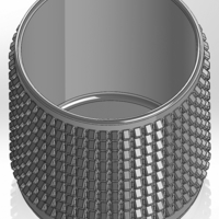 Round pen cup with three-sided prisms - Thumbnail 1