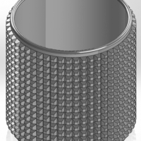 Round pen cup with hemmed four-sided pyramids - Thumbnail 1