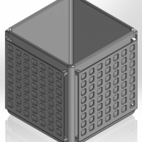 A square pencil case with a surrounding grid - Thumbnail 1