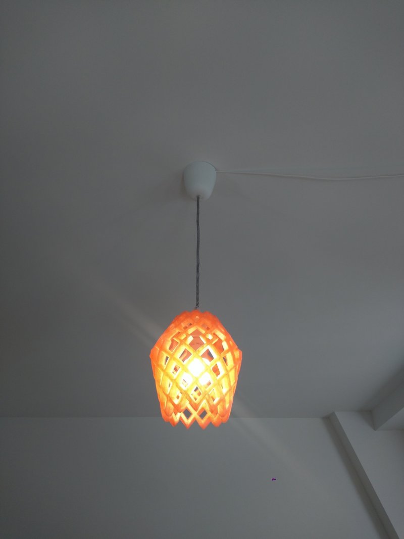 Child's room pendant lamp