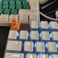 Toilet keycap - Thumbnail 3
