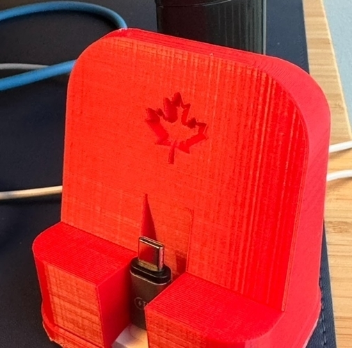 Maple Leaf iPhone Charger Stand 3D Print 555104