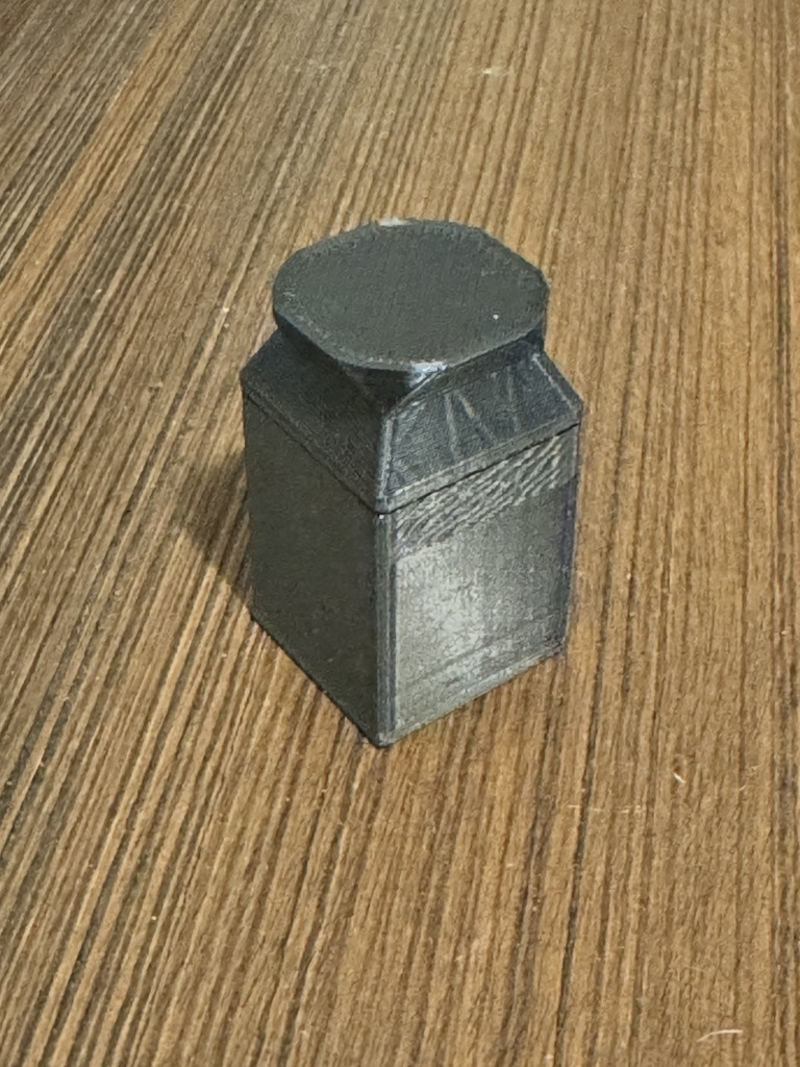 Box With Handle For Magnet