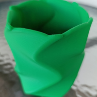 Twisted pencil box of rotated hexagons in the same direction - Thumbnail 7