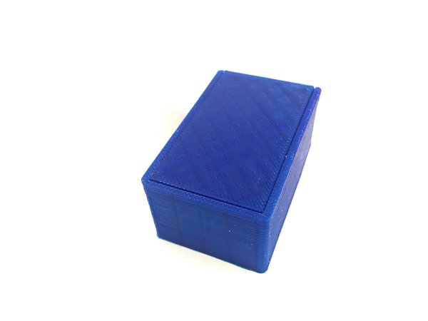 Box with awesome double lid system