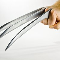 Wolverine Claws - Thumbnail 2