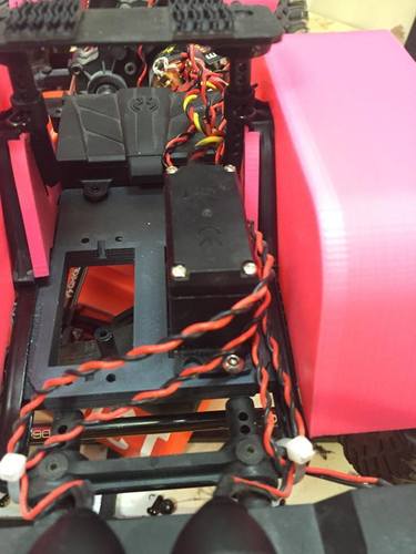 SCX-10 Chassis Mount Servo/Servo Winch Mount 3D Print 57017