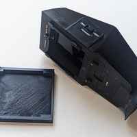 Bronica AE Metered Prism Cap.jpg - Thumbnail 2