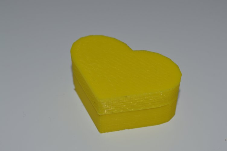 Heart-Shaped Box with Lid 3D Print 57066