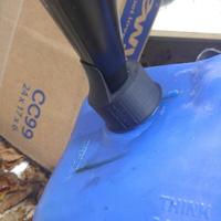 Gas Can funnel holder - Thumbnail 1