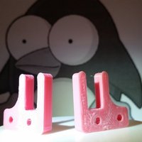 Prusa i3 lock to Table bracket - Thumbnail 4