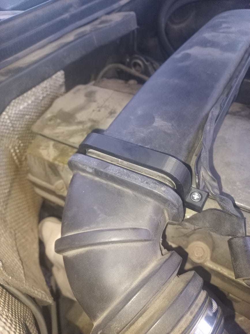 Mercedes w202 111.921 Air pipe connector