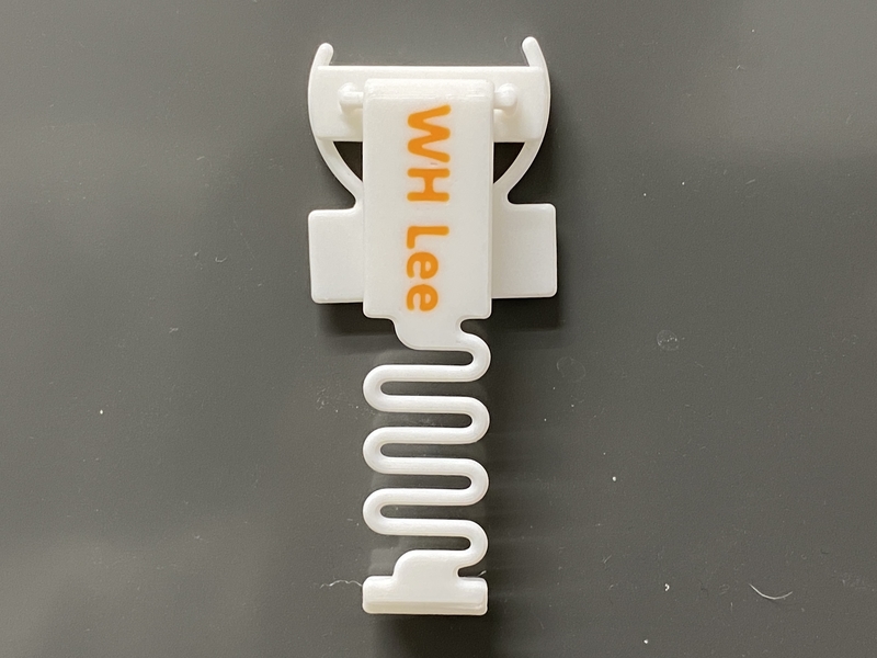 Magnetic Holder for Milk Carton and Bottle Name Tags