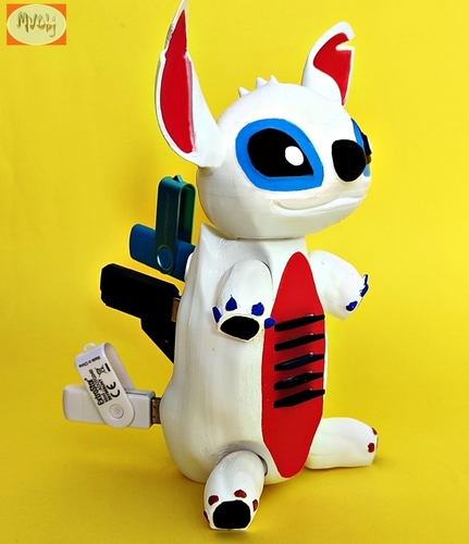 Stitch desk usefull. Phone holder, penUsb-SD Card.