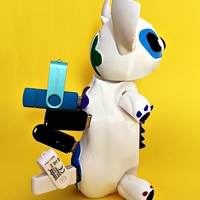 Stitch desk usefull. Phone holder, penUsb-SD Card. - Thumbnail 6