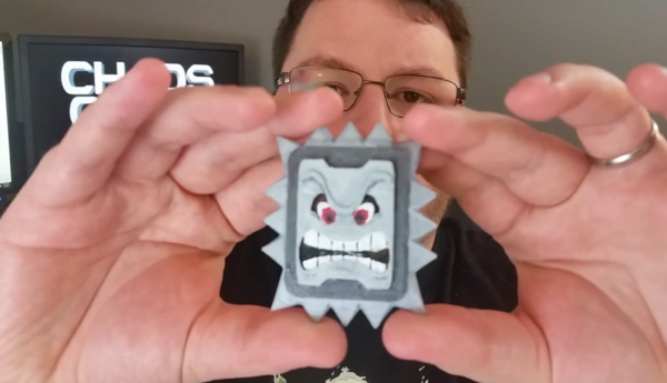Thwomp Magnet (New Super Mario Bros U)