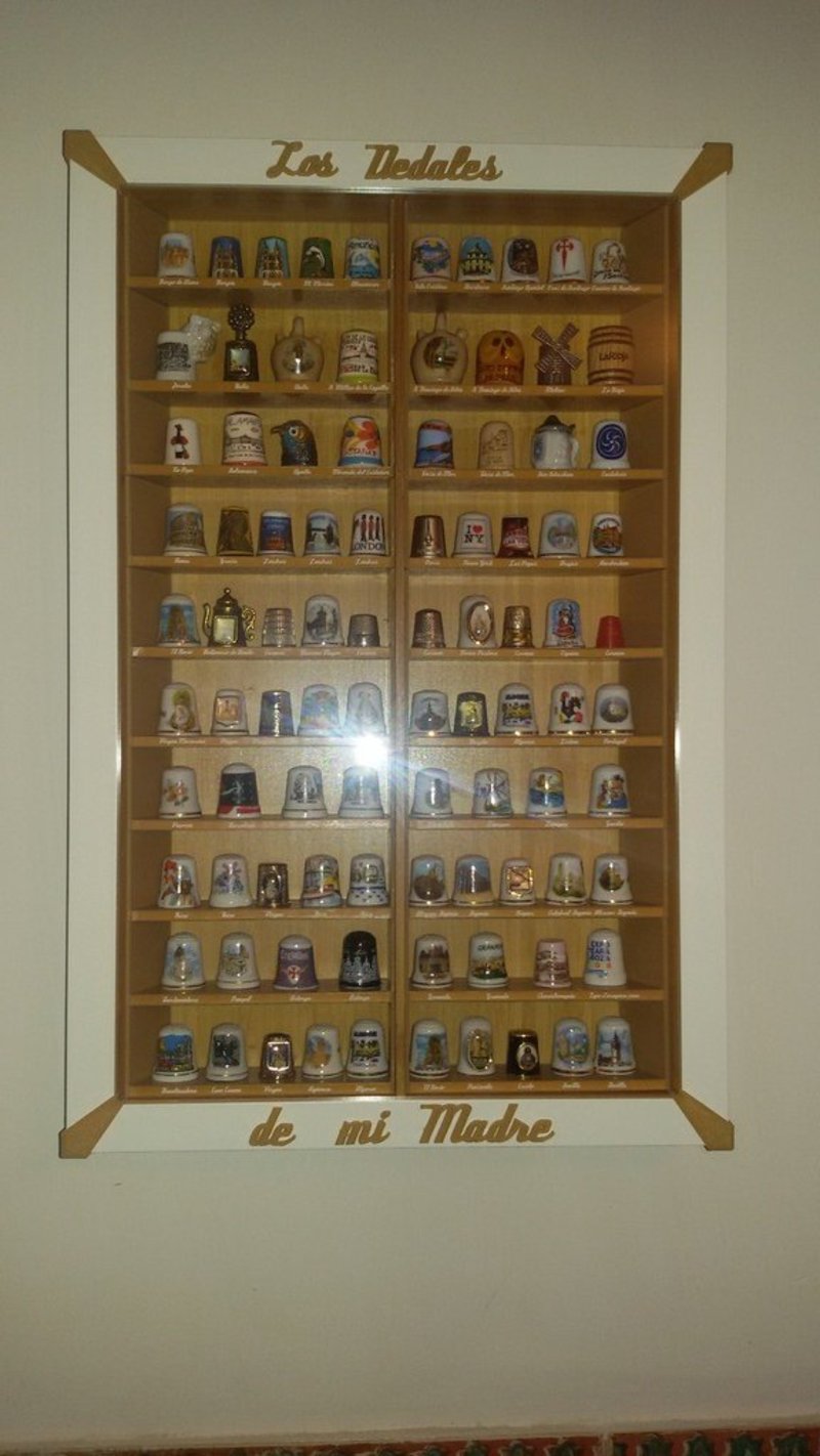 exhibitor thimbles/ expositor dedales