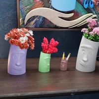 VaseWithFace! #2 Vase with a face! - Thumbnail 1