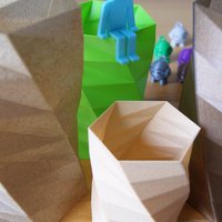 Geometric Vases - Thumbnail 1