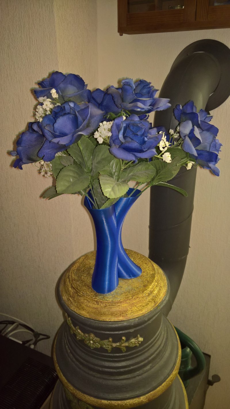 Heart vase 