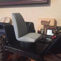 1/10 Scale Seat for your Scale Truck Old Style no head rest - Thumbnail 1