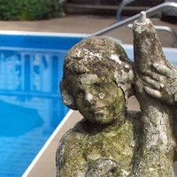 Garden Statue - Boy with Goose 3D Scan - Thumbnail 3