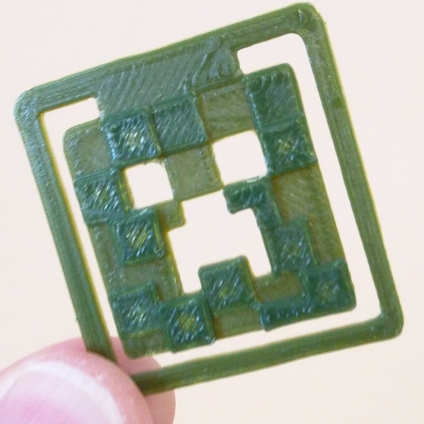 MkrClub.com Creeper Clip paperclips