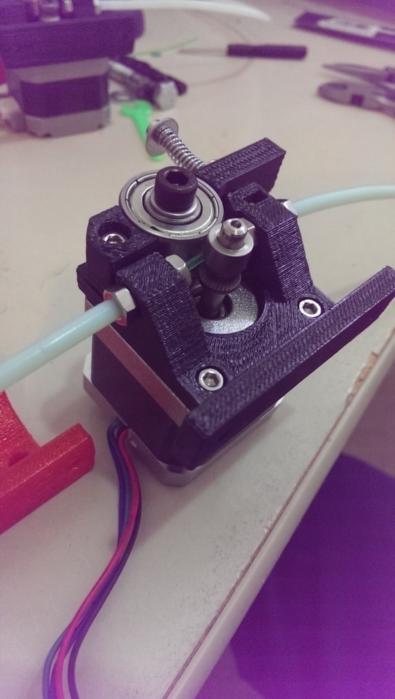 Schlotzz Bowden Extruder - By Coog