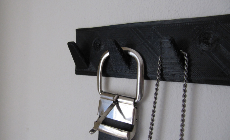Belt hanger
