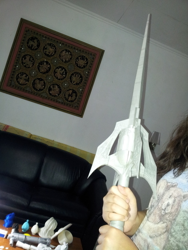 RWBY Weiss Myrtenaster with ammo loading port   