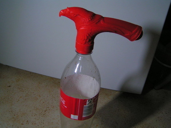 Cap-coca-eagle